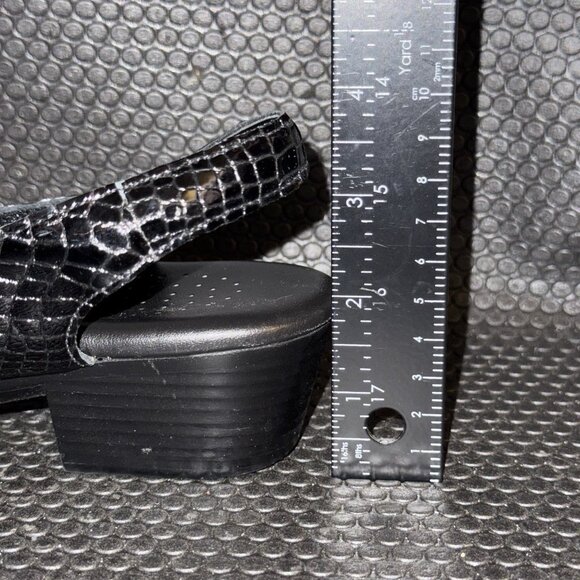 SAS Open Toe Suntimer Black Patent Leather Croc Print Tripad Sandals Size 8.5 - Picture 9 of 9